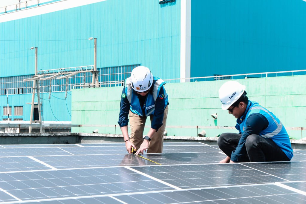 Peran IoT pada Panel Surya dalam Transisi menuju Energi Ramah Lingkungan