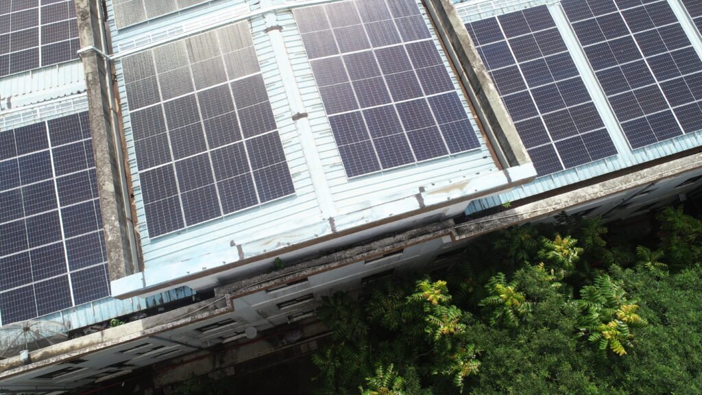 Menjaga Keamanan PLTS untuk Menghindari Risiko Berbahaya