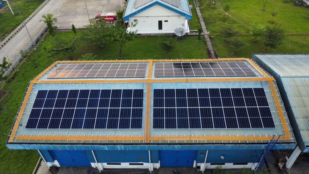 Perkembangan Teknologi Panel Surya di Wilayah Rural Indonesia