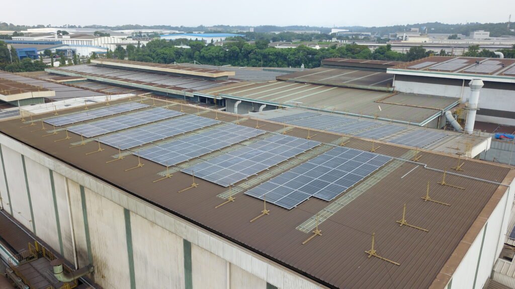 Mitos dan Fakta Tentang Pembangkit Listrik Tenaga Surya