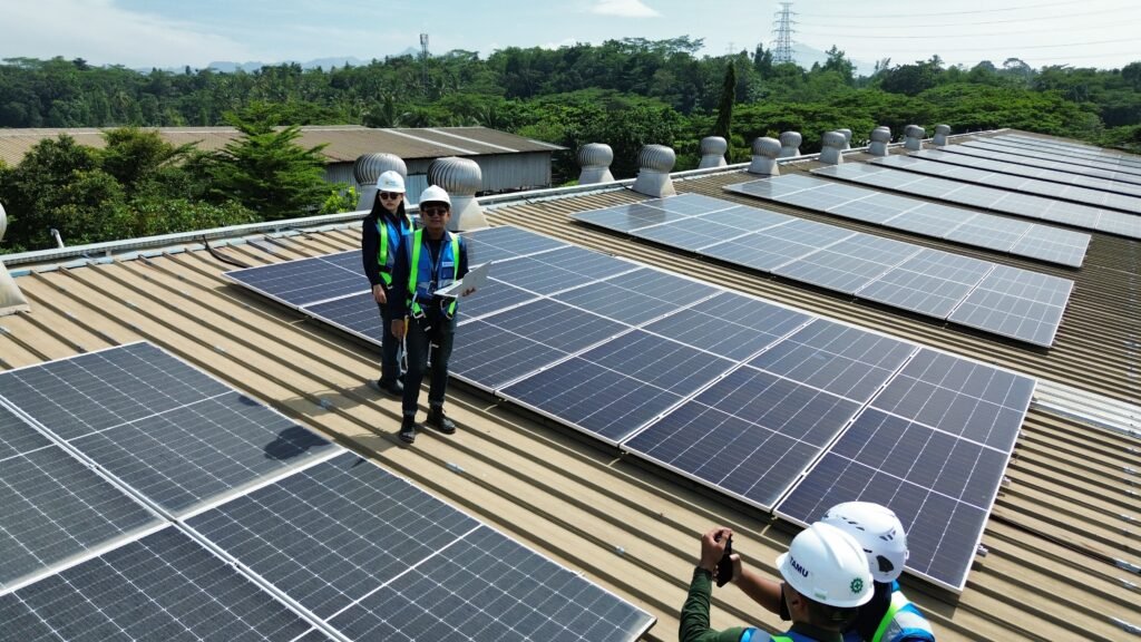 Energi Surya dan Transformasi Bisnis: Mengapa Perusahaan Modern Perlu Berinvestasi pada PLTS